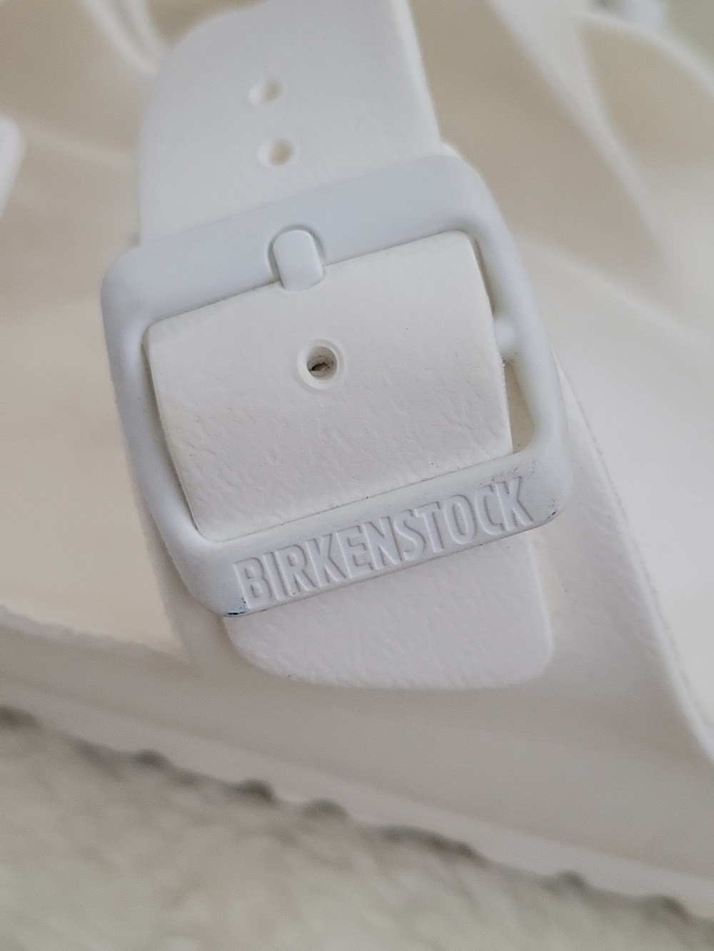 BIRKENSROCK White Arizona EVA Slide Sandals. Size 38. - Picture 7 of 15